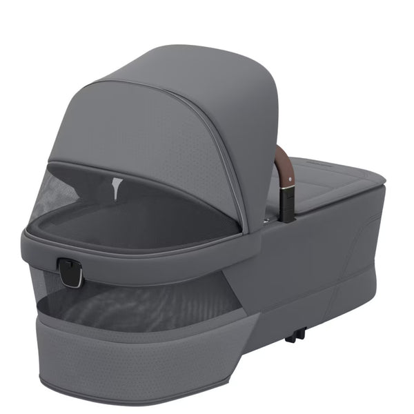 MAXI-COSI ALCOFA FAME CABIN com colchão reversível em espuma viscoelástica, reclinação antirrefluxo, painéis de ventilação, altura ajustável, tecidos Eco Care e capota extensível para bebés desde o nascimento até aos 9 kg.