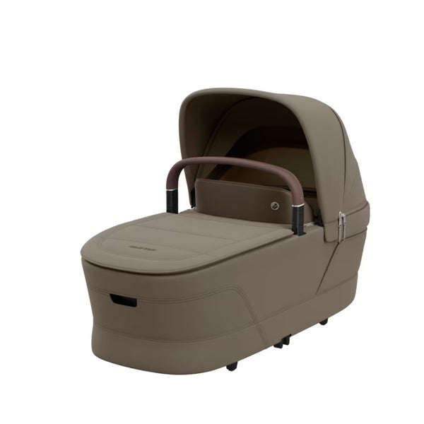 MAXI-COSI ALCOFA FAME CABIN com colchão reversível em espuma viscoelástica, reclinação antirrefluxo, painéis de ventilação, altura ajustável, tecidos Eco Care e capota extensível para bebés desde o nascimento até aos 9 kg.