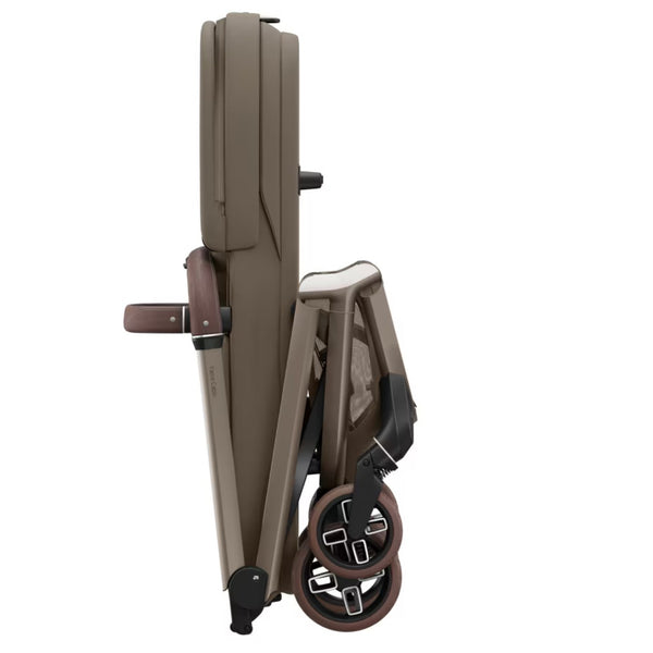MAXI-COSI ALCOFA FAME CABIN com colchão reversível em espuma viscoelástica, reclinação antirrefluxo, painéis de ventilação, altura ajustável, tecidos Eco Care e capota extensível para bebés desde o nascimento até aos 9 kg.