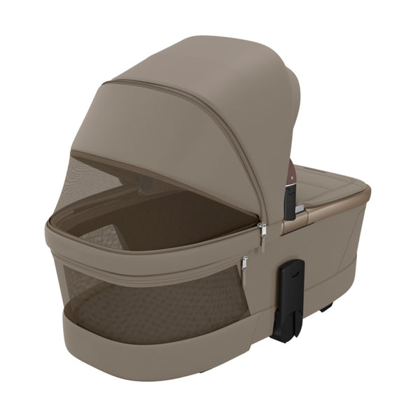 MAXI-COSI Alcofa Fame com tecnologia SoothingSlope, altura ajustável em três níveis, colchão de dupla face, capota extensível, ventilação integrada e acabamentos premium em EcoPele para bebés até aos 9 kg. Oak Truffle