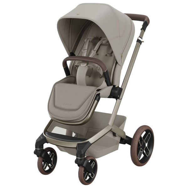 Maxi-Cosi Fame Trio Premium com carrinho Fame, Alcofa Fame, Pebble Slide Pro², Base FamilyFix Slide Pro e adaptadores, sistema de viagem completo com tecnologia SlideTech®, reclinação totalmente deitada, ISOFIX e conforto premium desde o nascimento saphire sand