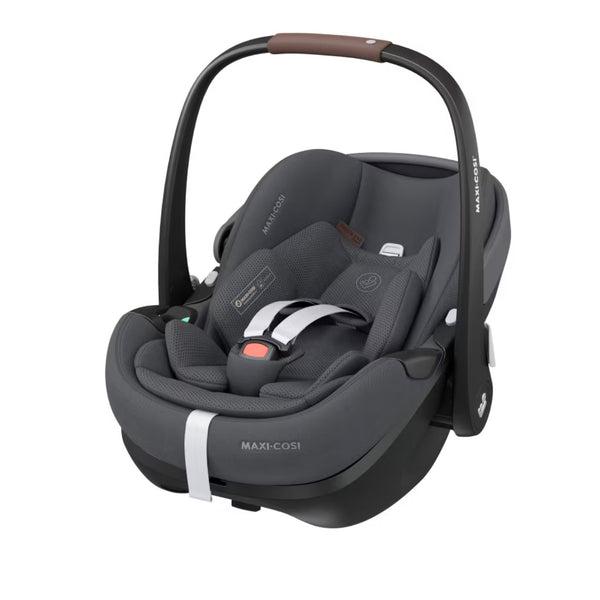 MAXI-COSI FAME TRIO + BASE com carrinho Fame, alcofa ajustável em altura, cadeira auto Pebble 360 Pro², base ISOFIX FamilyFix 360 Pro com certificação AGR e sistema de viagem completo desde o nascimento. Twillic Graphite
