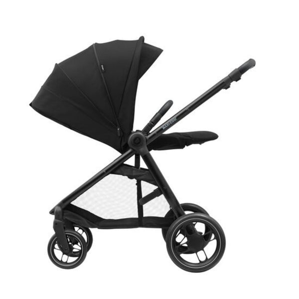 MAXI-COSI STREET+, carrinho de bebé compacto com alcofa incluída, fecho automático com uma mão, posição totalmente deitada e compatível com cadeiras auto Maxi-Cosi até aos 22 kg. Essential Black