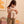 Boneca Misa Phoebe 41 cm com corpo macio em poliéster reciclado GRS e rosto, mãos e pés em silicone, ideal para abraçar e brincar.