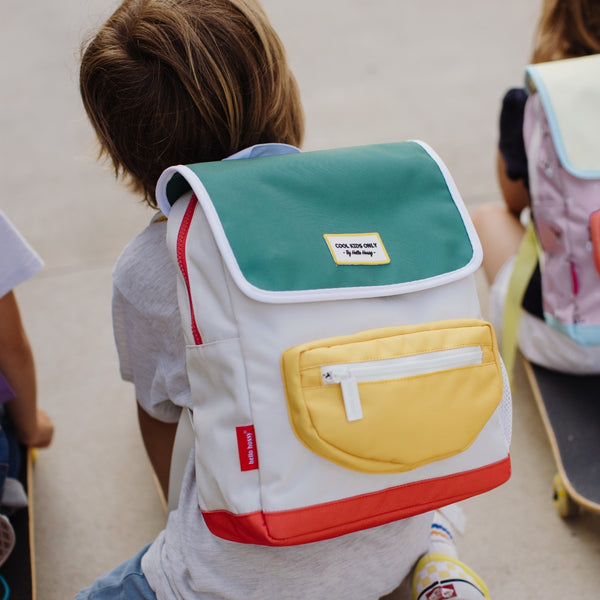 MOCHILA GRANDE QUADRADA HELLO HOSSY