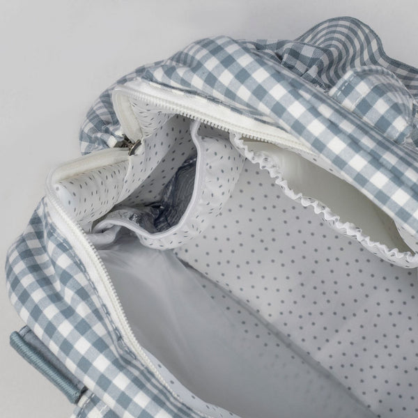 Mochila de maternidade da Walking Mum modelo praline Vichy na cor matcha - verde