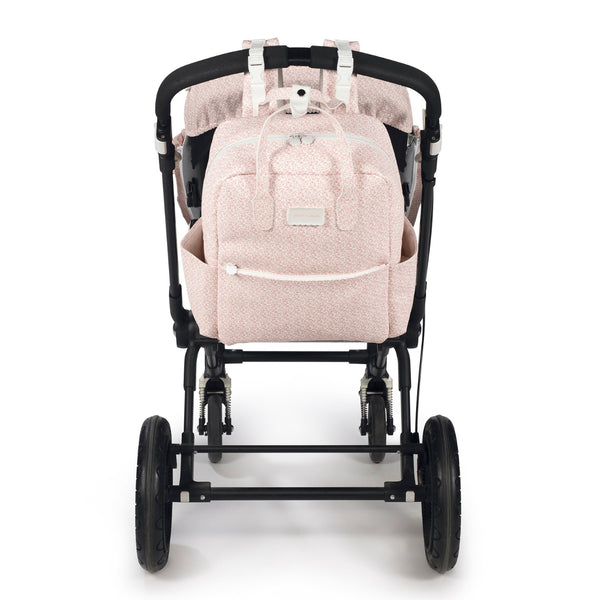 Mochila de Maternidade Pasito a Pasito Maison Tender em pele sintética, com bolso térmico, compartimento impermeável e muda-fraldas incluído.
Flowers