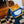 Mochila Pequena Quadrada Hello Hossy em poliéster reciclado, impermeável, com compartimento para cadernos A4, bolso para garrafa de água, alças acolchoadas e capacidade de 7,3 L para crianças dos 2 aos 5 anos. Mini Blue Canyon