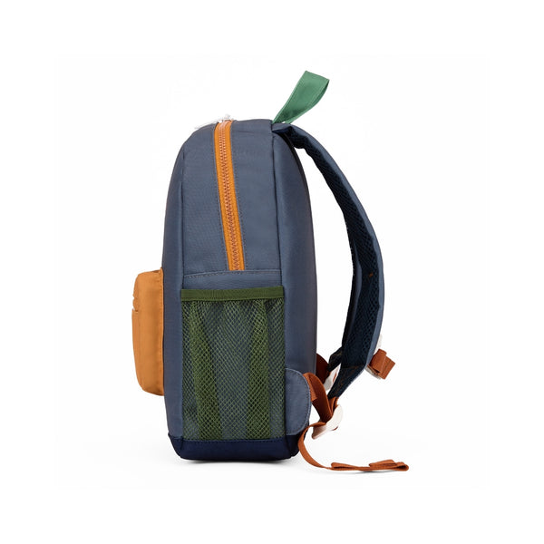 Mochila Pequena Redonda Hello Hossy em poliéster reciclado, impermeável, com formato A4, costas e alças acolchoadas, bolso para garrafa de água e capacidade de 7,3 L para crianças dos 2 aos 5 anos.
Mini Marine