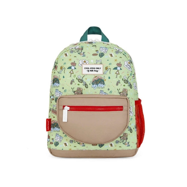 Mochila Pequena Redonda Hello Hossy em poliéster reciclado, impermeável, com formato A4, costas e alças acolchoadas, bolso para garrafa de água e capacidade de 7,3 L para crianças dos 2 aos 5 anos.
Mountain Ride