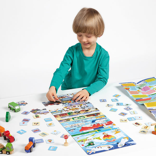 Puzzle+ infantil de veículos com 24 peças e 32 cartões de observação e associação, indicado para crianças a partir dos 2 anos. Transportes