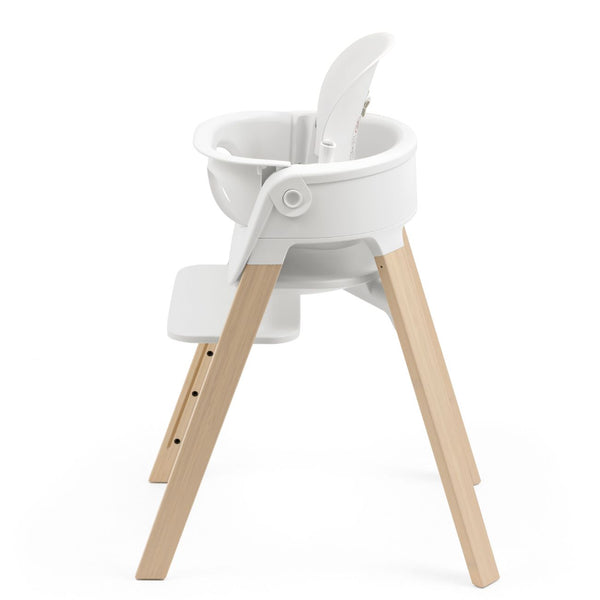 Cadeira alta Stokke Steps evolutiva ajustável para bebé e criança até 10 anos na cor white natural