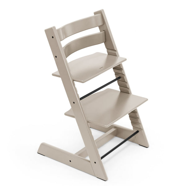 Cadeira Tripp Trapp® com Baby Set² e Tabuleiro Stokke®, cadeira evolutiva em madeira com assento ajustável, ideal para acompanhar o crescimento da criança. Cashmere grey