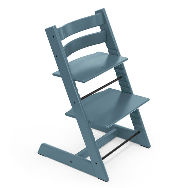 Cadeira Tripp Trapp® com Baby Set² e Tabuleiro Stokke®, cadeira evolutiva em madeira com assento ajustável, ideal para acompanhar o crescimento da criança. Fjord blue