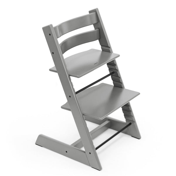 Cadeira Tripp Trapp® com Baby Set² e Tabuleiro Stokke®, cadeira evolutiva em madeira com assento ajustável, ideal para acompanhar o crescimento da criança. Storm grey
