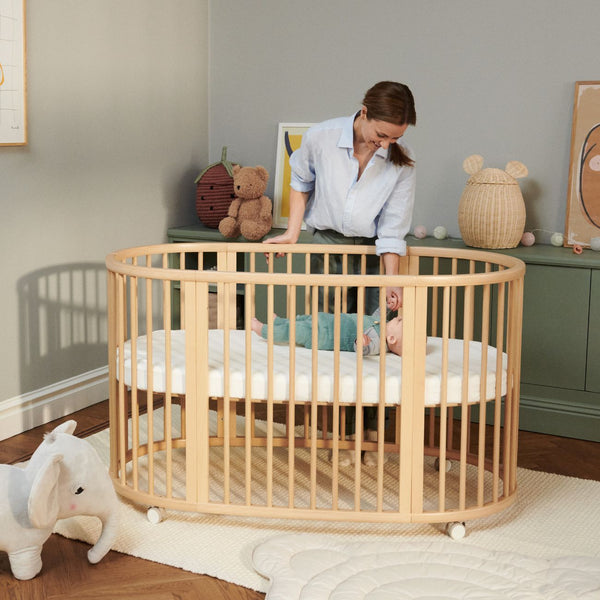 Berço evolutivo Stokke® Sleepi™ Bed oval em madeira de faia para bebé e criança cor natural