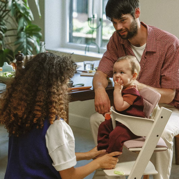 Almofada Stokke Tripp Trapp Cushion em poliéster 100% reciclado, repelente à água e antiderrapante, compatível com todas as cadeiras Tripp Trapp.
Heather Mauve