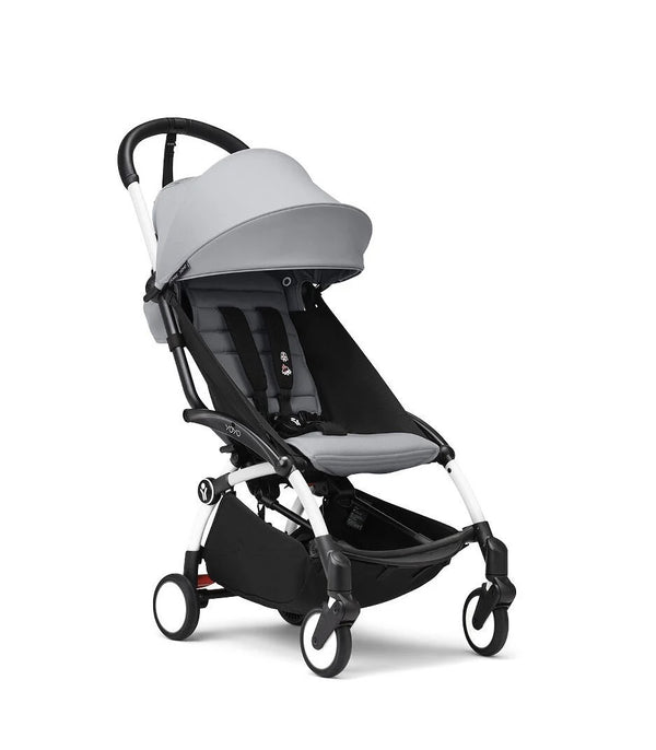 STOKKE YOYO³, carrinho de bebé ultracompacto de 6,2 kg, compatível com cabine de avião, com suspensão nas quatro rodas, tecido Mesh respirável, capota UPF 50+, arnês de 5 pontos e compatibilidade com cadeiras auto BeSafe desde os 6 meses até aos 22 kg.