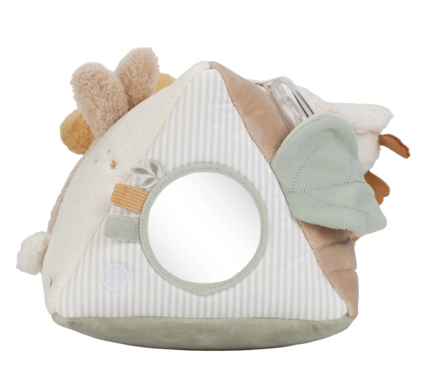 Triângulo de Atividades macio para bebé desde o nascimento, com estímulos visuais, táteis e sonoros para as primeiras brincadeiras. Newborn Naturals
