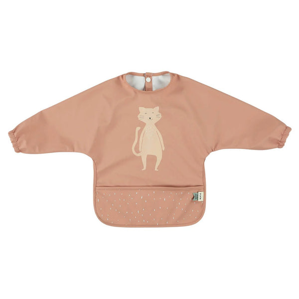 Babete impermeável com mangas compridas e bolso recolhe-migalhas, fabricado em poliéster reciclado, ideal para proteger a roupa do bebé durante as refeições e atividades criativas Mr. Cat