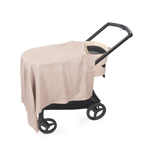 Musselina Praliné Stripes Walking Mum 120x120 cm em bambu e algodão, macia, respirável e ideal para envolver o bebé, passeios e amamentação. Vermelho.