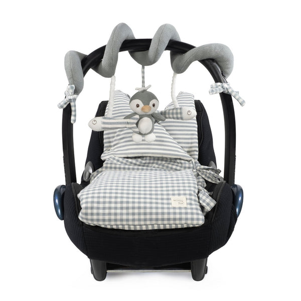 Espiral de Atividades Penguin Praliné Walking Mum em tecido macio para berço e carrinho, ideal para estimular os sentidos e a coordenação motora do bebé desde o nascimento verde.