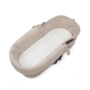 forra completa para alcofa da walking mum modelo praline vichy strips na cor moka - vermelho