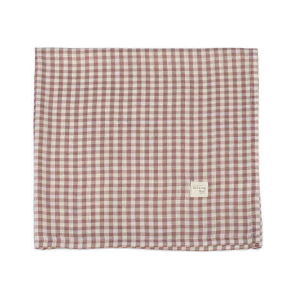 Musselina Praliné Vichy Walking Mum 120x120 cm em bambu e algodão, macia, respirável e ideal para envolver o bebé, passeios e amamentação. Vermelho.